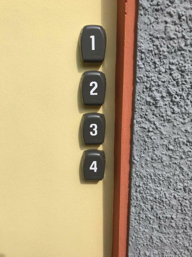 Hotel Casa Patrizia Gravellona Toce Zewnętrze zdjęcie